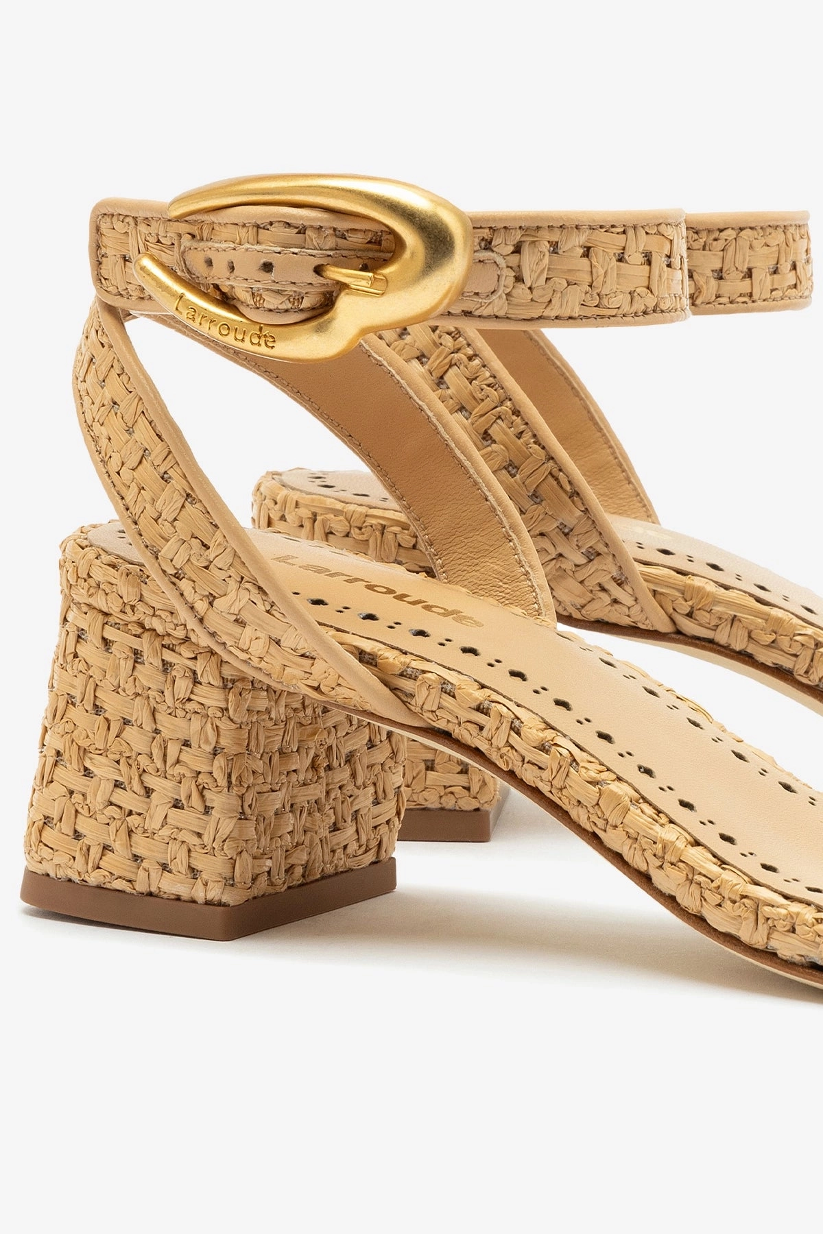 Verona Block Sandal In Beige Leather and Natural Raffia Strap Locking Mechanism