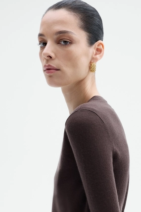 Anytime Fit NonRestrictive Cut Long Sleeve Crew in Fine Cashmere - Chocolate