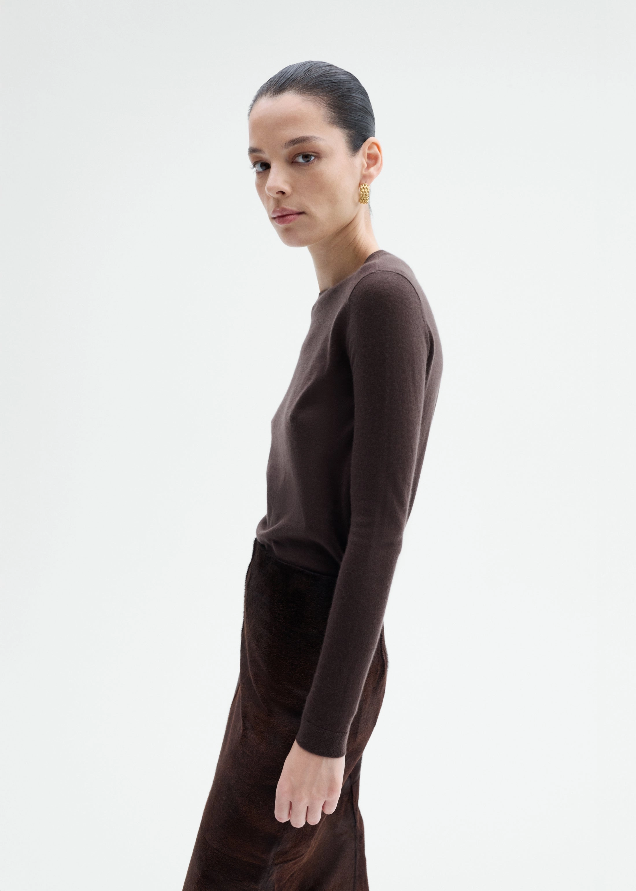 Long Sleeve Crew in Fine Cashmere - Chocolate Luminous Thread Accents Multi Directional Stretch