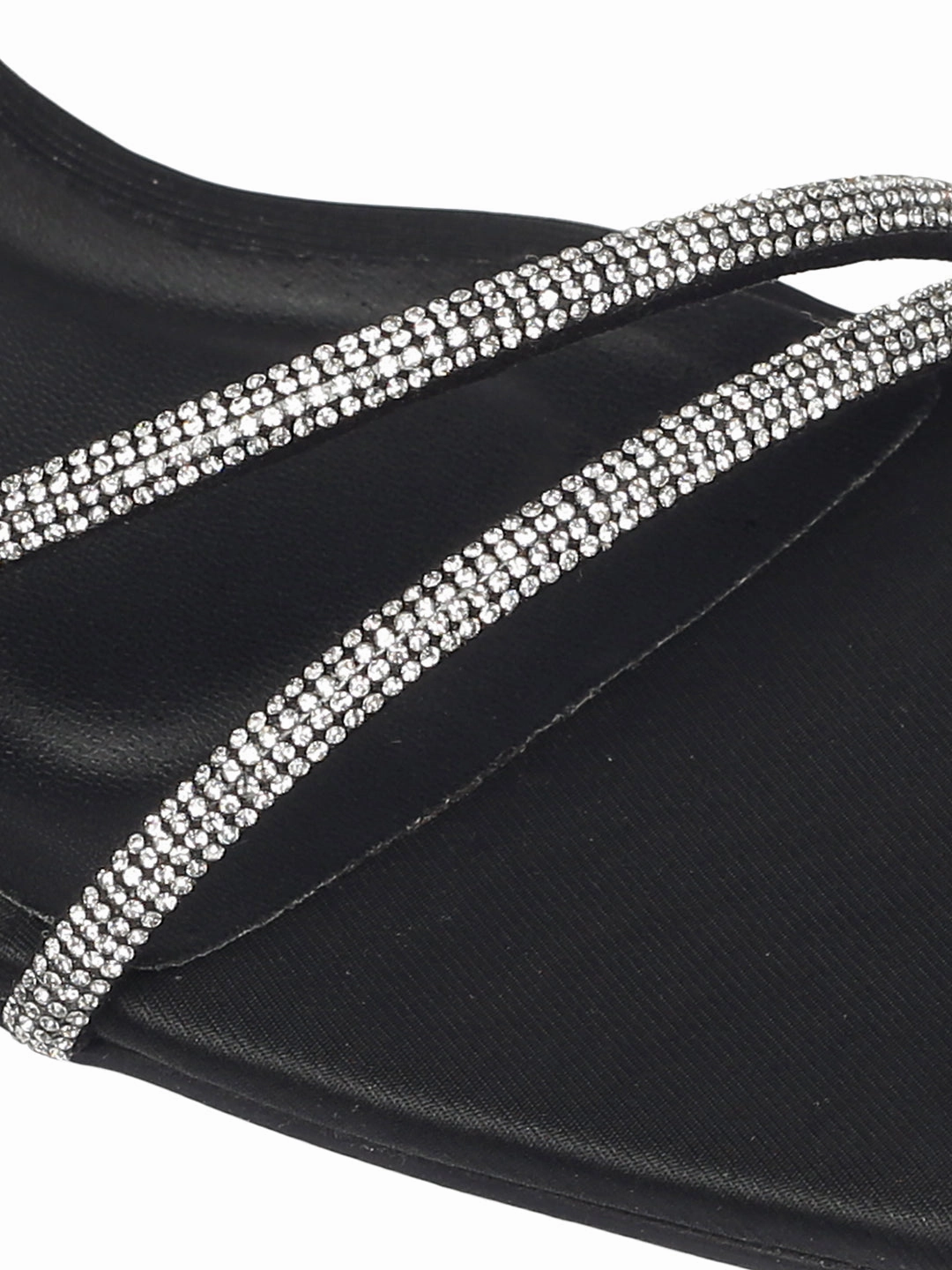 Chunky Heels Natural Material Ayra Black Kitten Heels