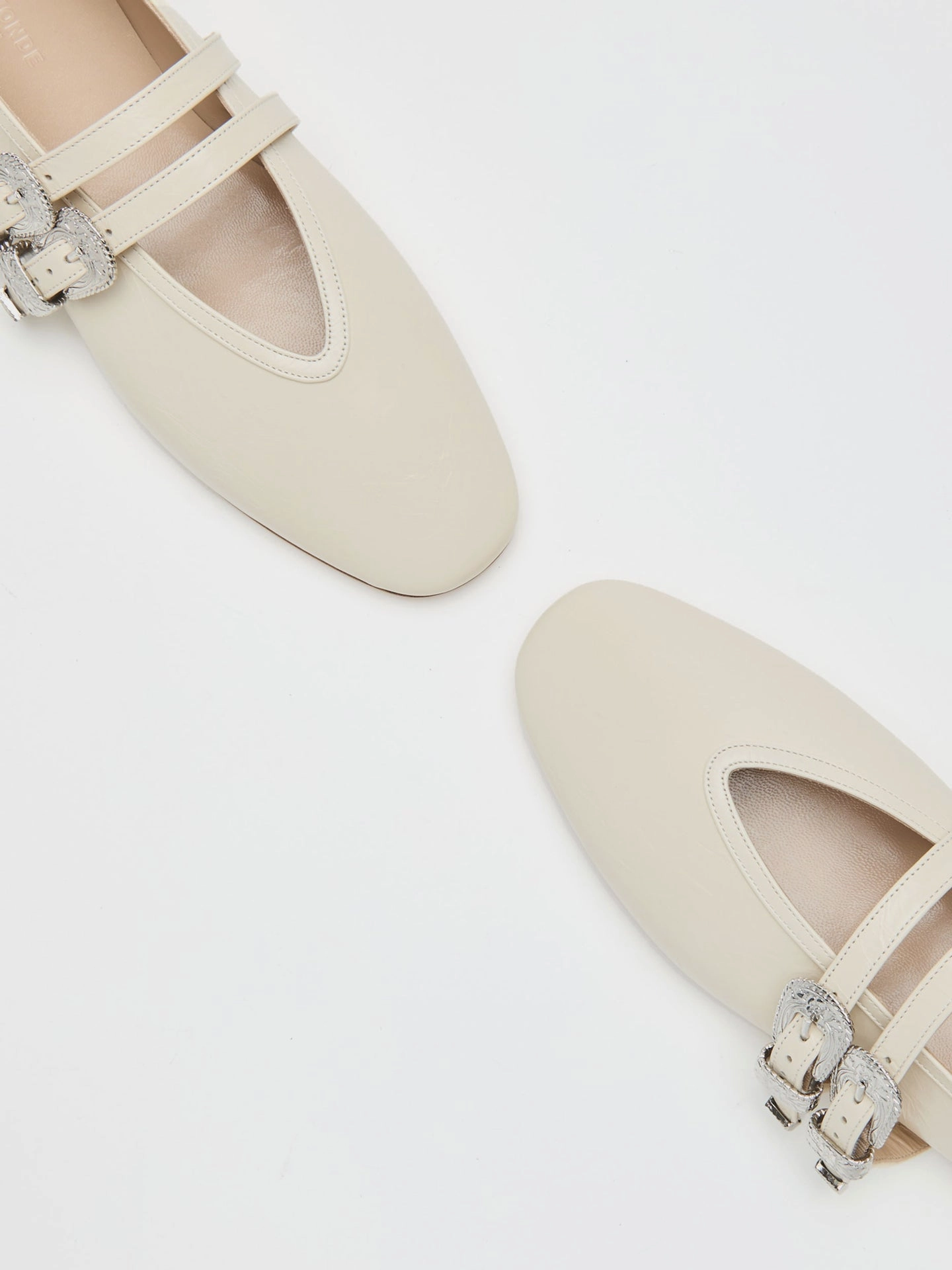 Breathable Upper Design Comfortable Open-toe Shoes Ballet Claudia Slipper / Ecru Naplack Leather