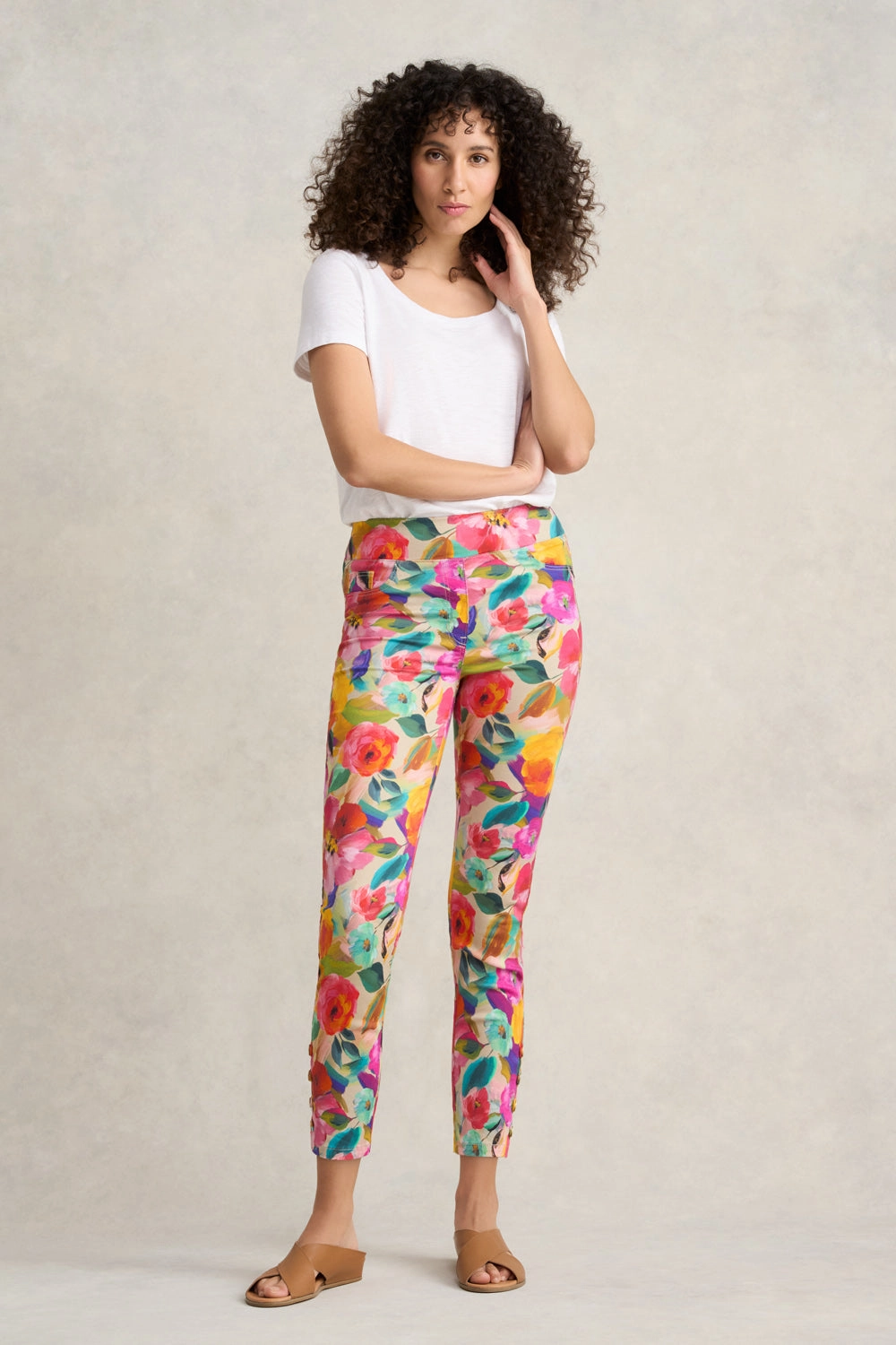 Ripstop Fabric Technology Durable Weave Bengajean? 7/8th Button Detail - Multi Roses Print