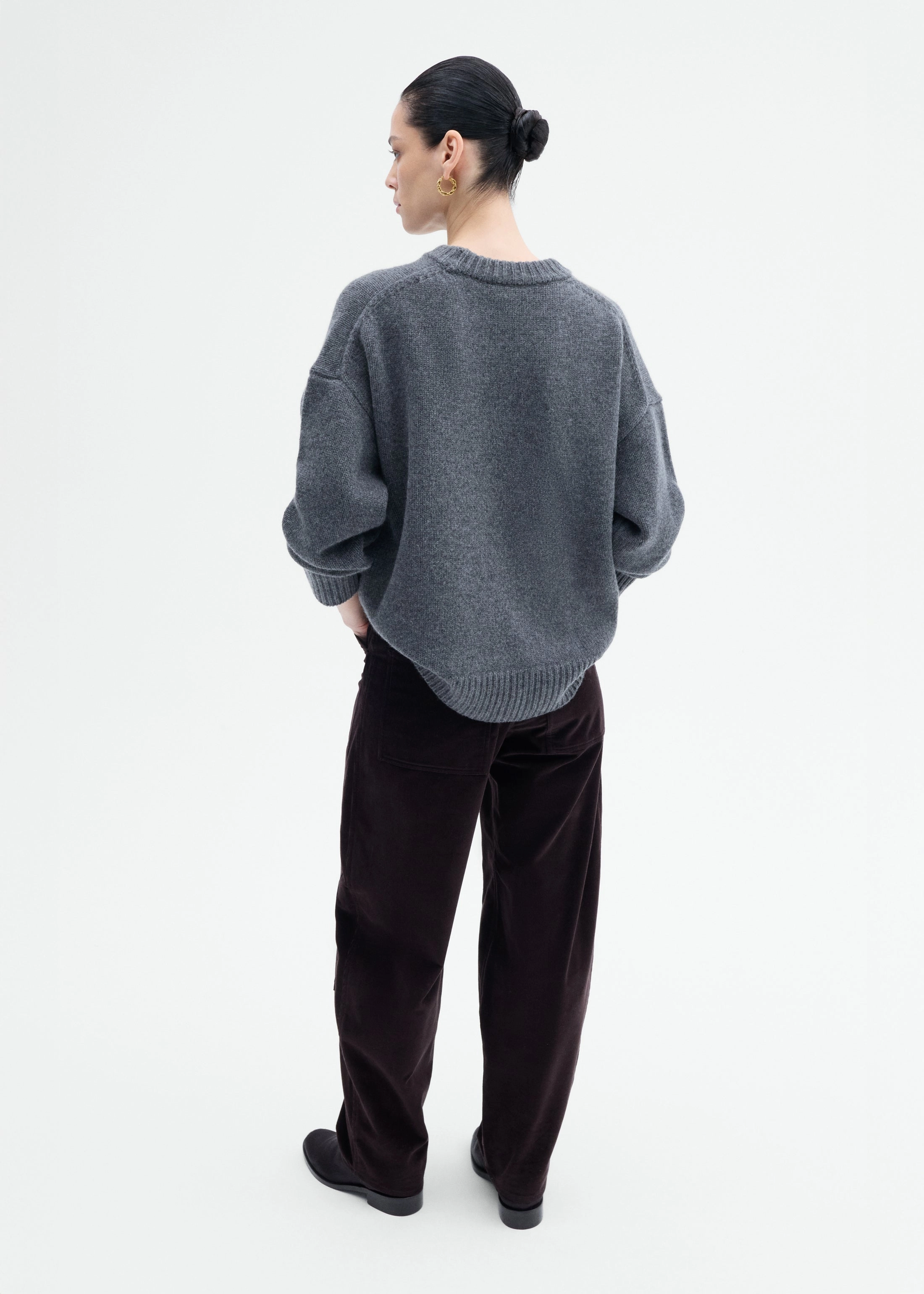 Natural Feel Boyfriend Crew Neck in Wool Cashmere - Grey