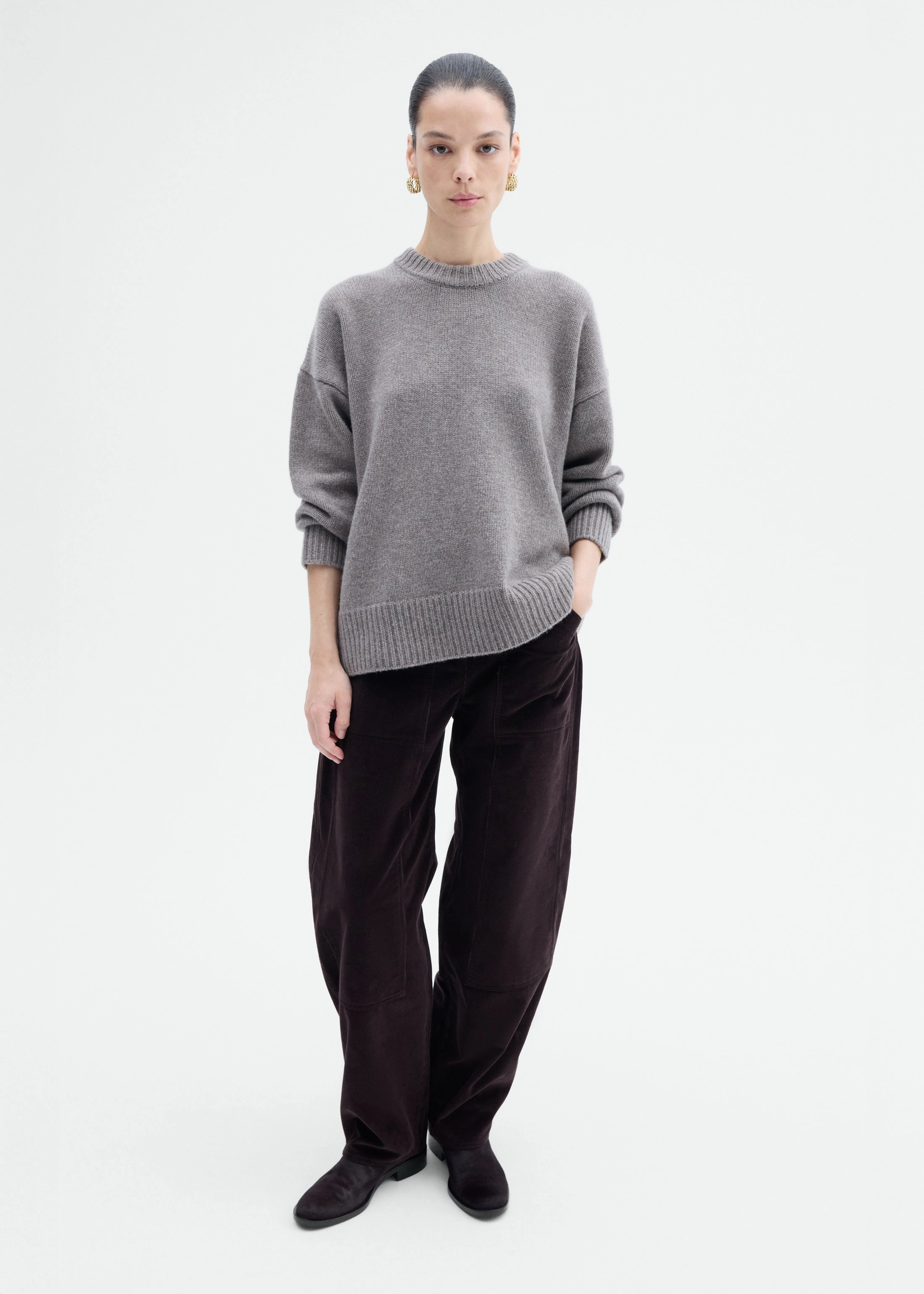 Travel Essential Boyfriend Crew Sweater in Wool Cashmere - Taupe