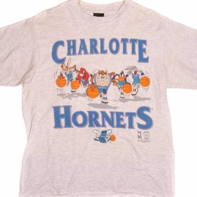 VINTAGE NBA LOONEY TUNES CHARLOTTE HORNETS TEE SHIRT 1994 SIZE XL MADE IN USA Hygroscopic Fiber Timeless Design