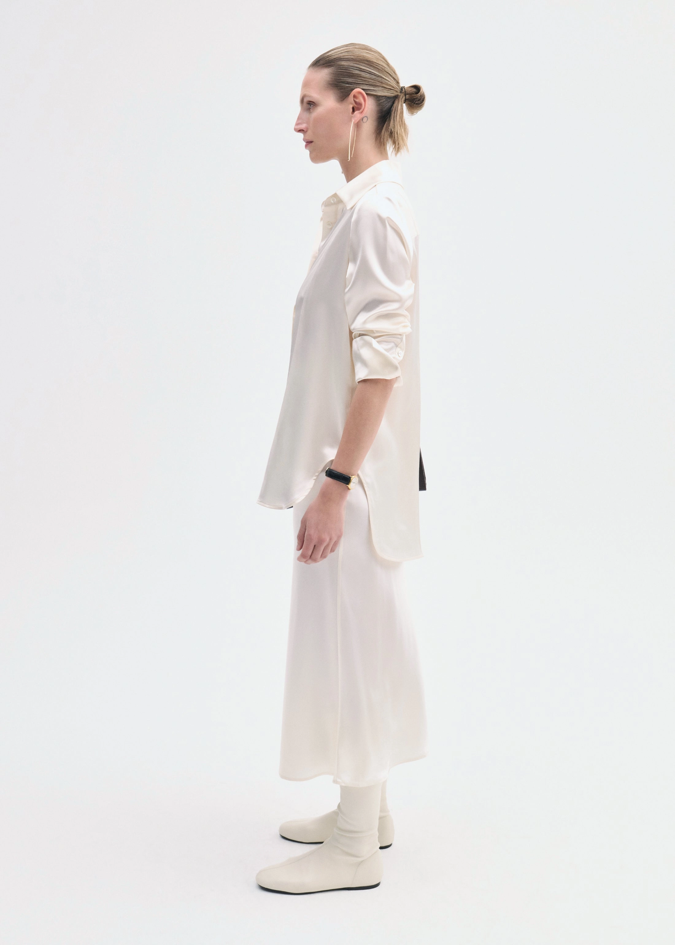 Contemporary Design Button Down Shirt in Silk - Ivory