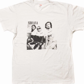 VINTAGE NIRVANA WITH KURT COBAIN TEE SHIRT 1990 SIZE MEDIUM MADE IN USA Easy-Going Style