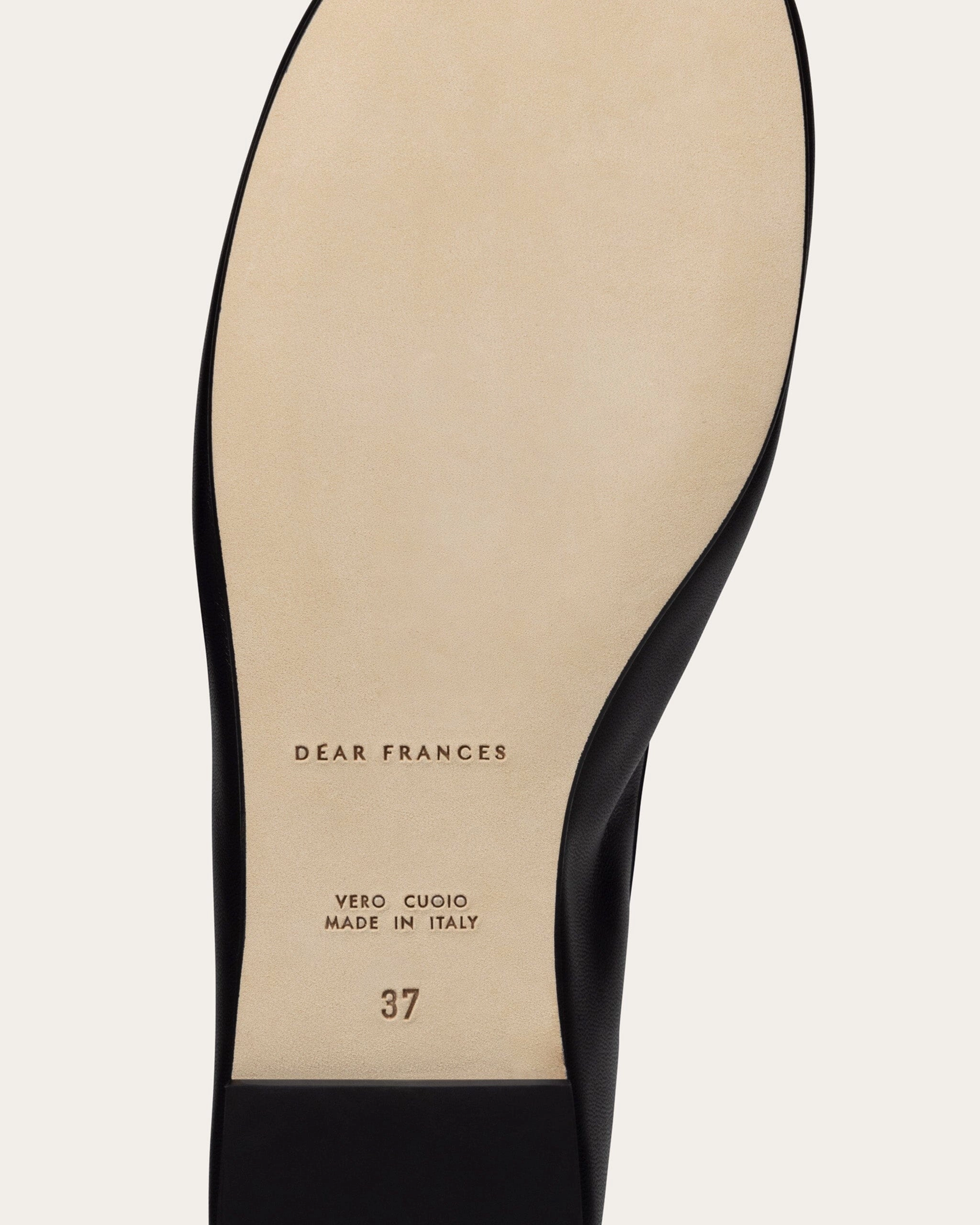 Camp Glow Balla, Black Leather