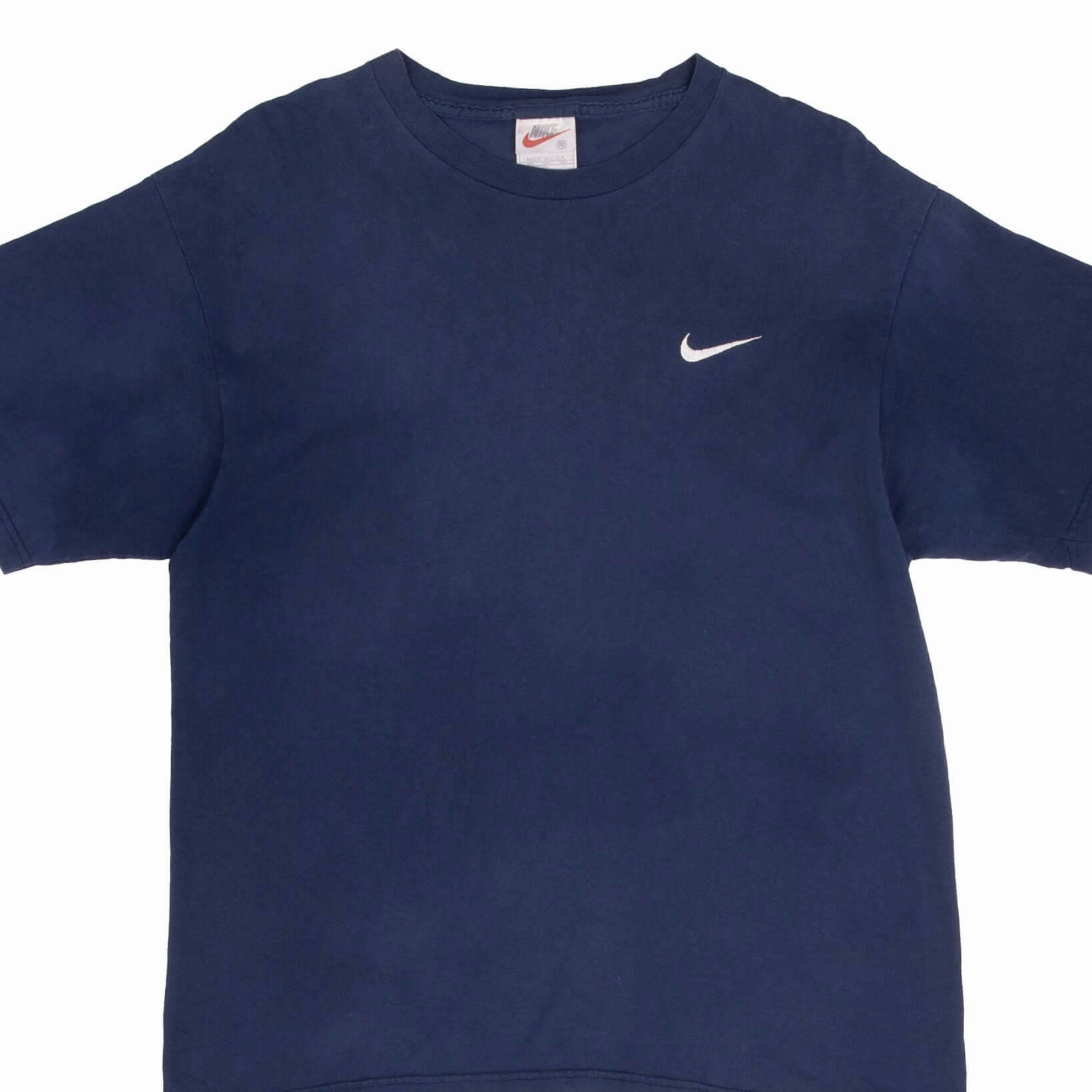 VINTAGE NIKE CLASSIC SWOOSH NAVY BLUE TEE SHIRT 1990S SIZE MEDIUM MADE IN USA Sleek Performance Wear