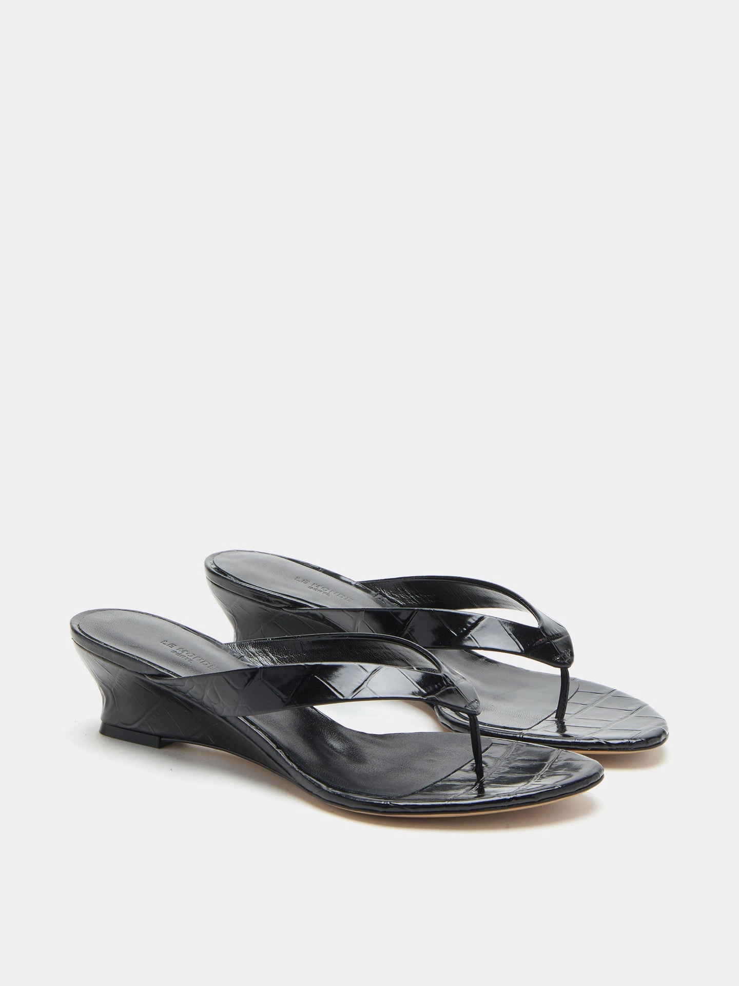 Fit Step Hidden Spot Micro Wedge Thong / Coco Black Leather Croc Effect