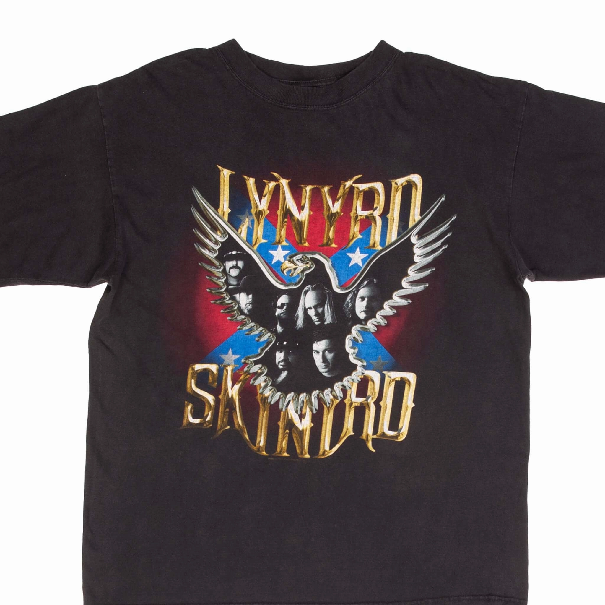 Slim fit clothing VINTAGE LYNYRD SKYNYRD 2000 ROCK TEE SHIRT SIZE LARGE