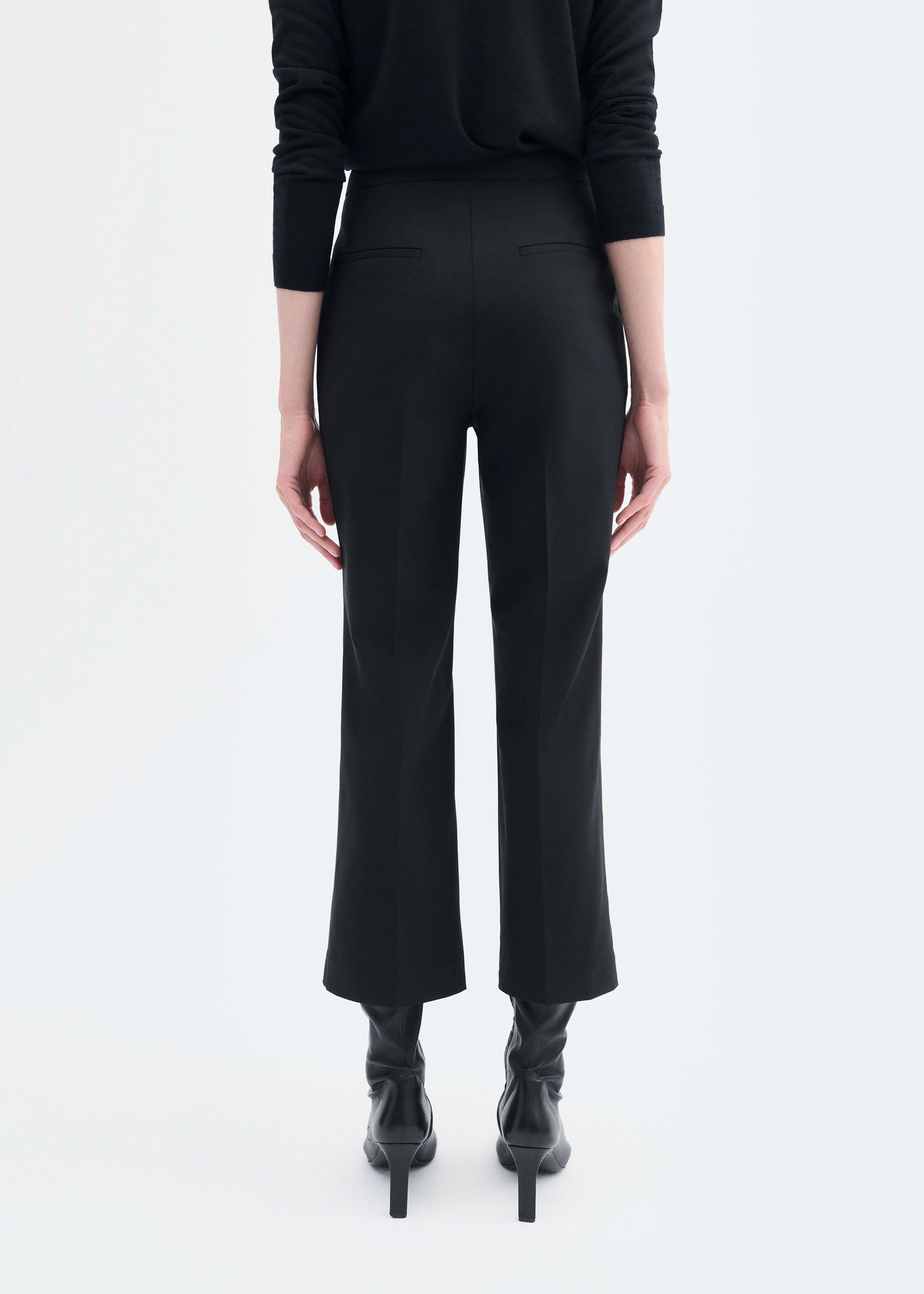 Anti Pilling Textile Active Flex Cropped Cigarette Trouser in Virgin Wool - Black