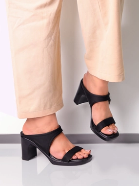 Ventilated Design suede look Darcy Black Block Heels