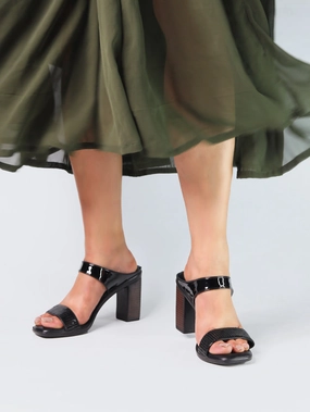 Flexible Material Dilys Black Block Heels