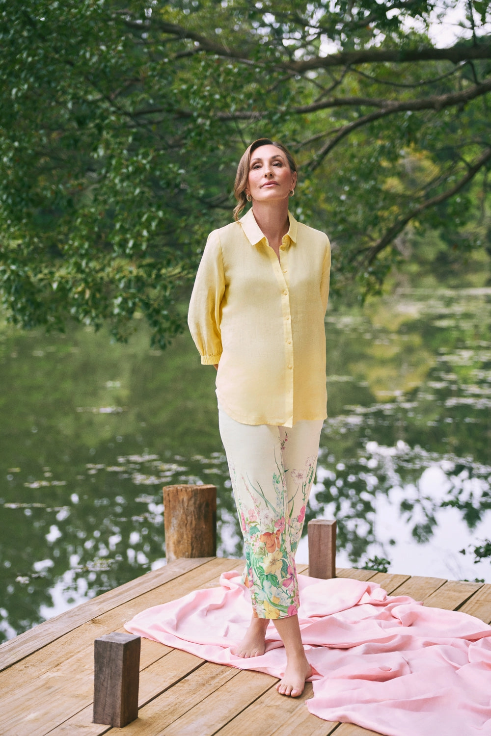 Light wash Casual Active Bengajean? 7/8 Relaxed Fit ?C Botanical Print