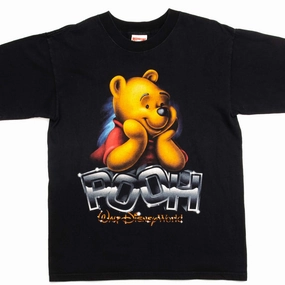 Simple Comfort Look VINTAGE DISNEY WINNIE  THE POOH TEE SHIRT SIZE MEDIUM MADE IN USA