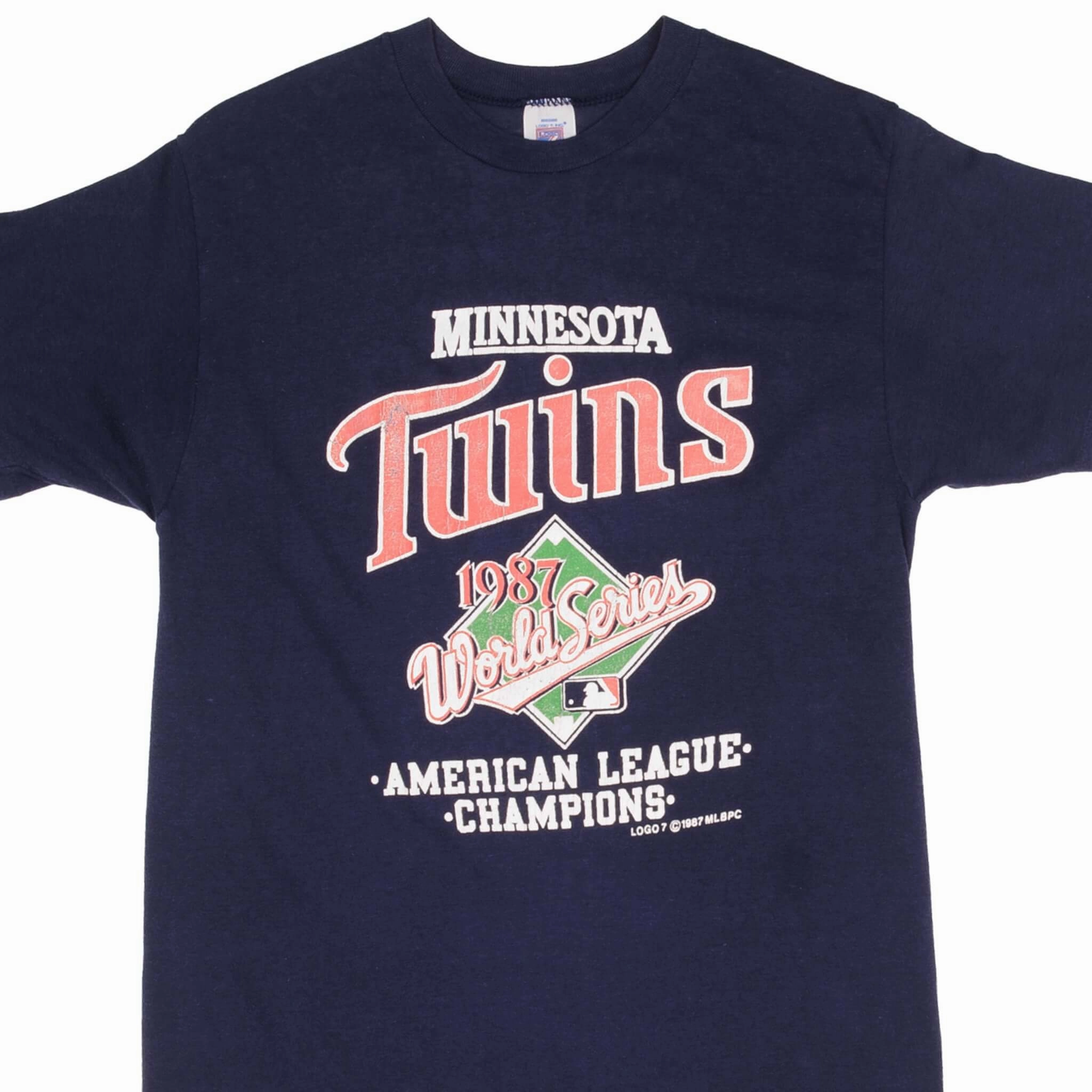 VINTAGE MLB MINNESOTA TWINS WORLD CHAMPIONS 1987 TEE SHIRT SZE SMALL MADE IN USA Comfortable Comfy Design Wear