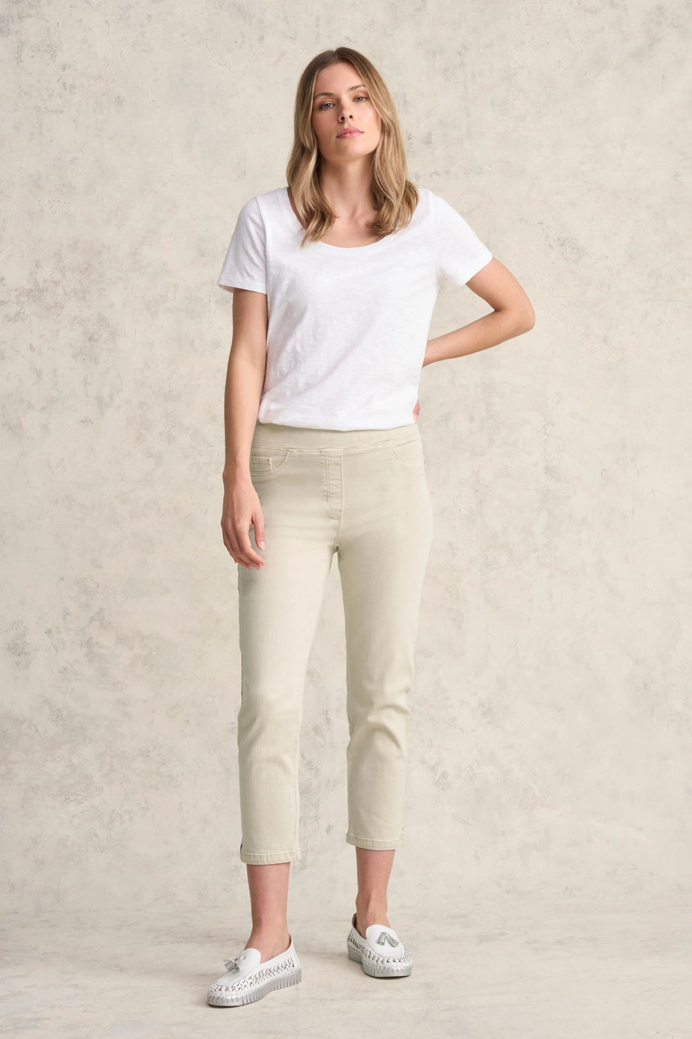 Adjustable Fit Cozy Fit Bengajean? 3/4 Slim Leg - Taupe