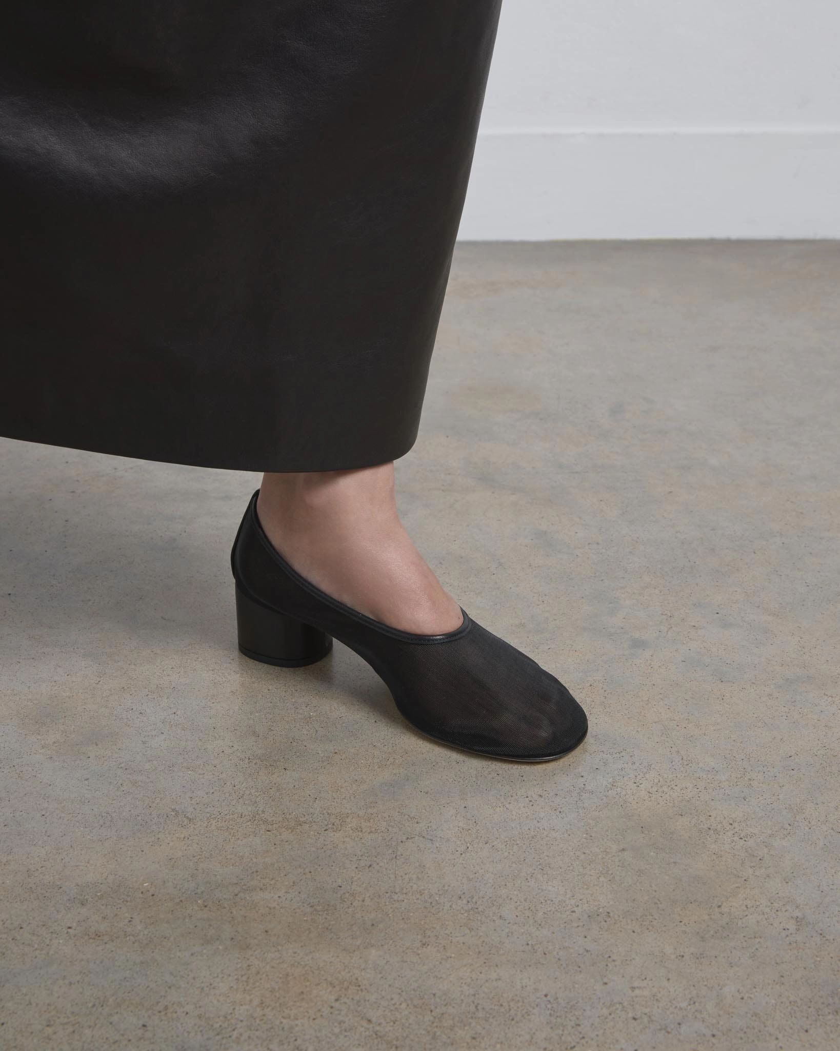 Balla Pump, Black Mesh Fashionable Sandals party look