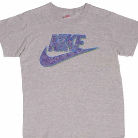 VINTAGE NIKE BIG LOGO EARLY 90S TEE SHIRT SIZE MEDIUM MADE IN USA On-the-Go Fashion