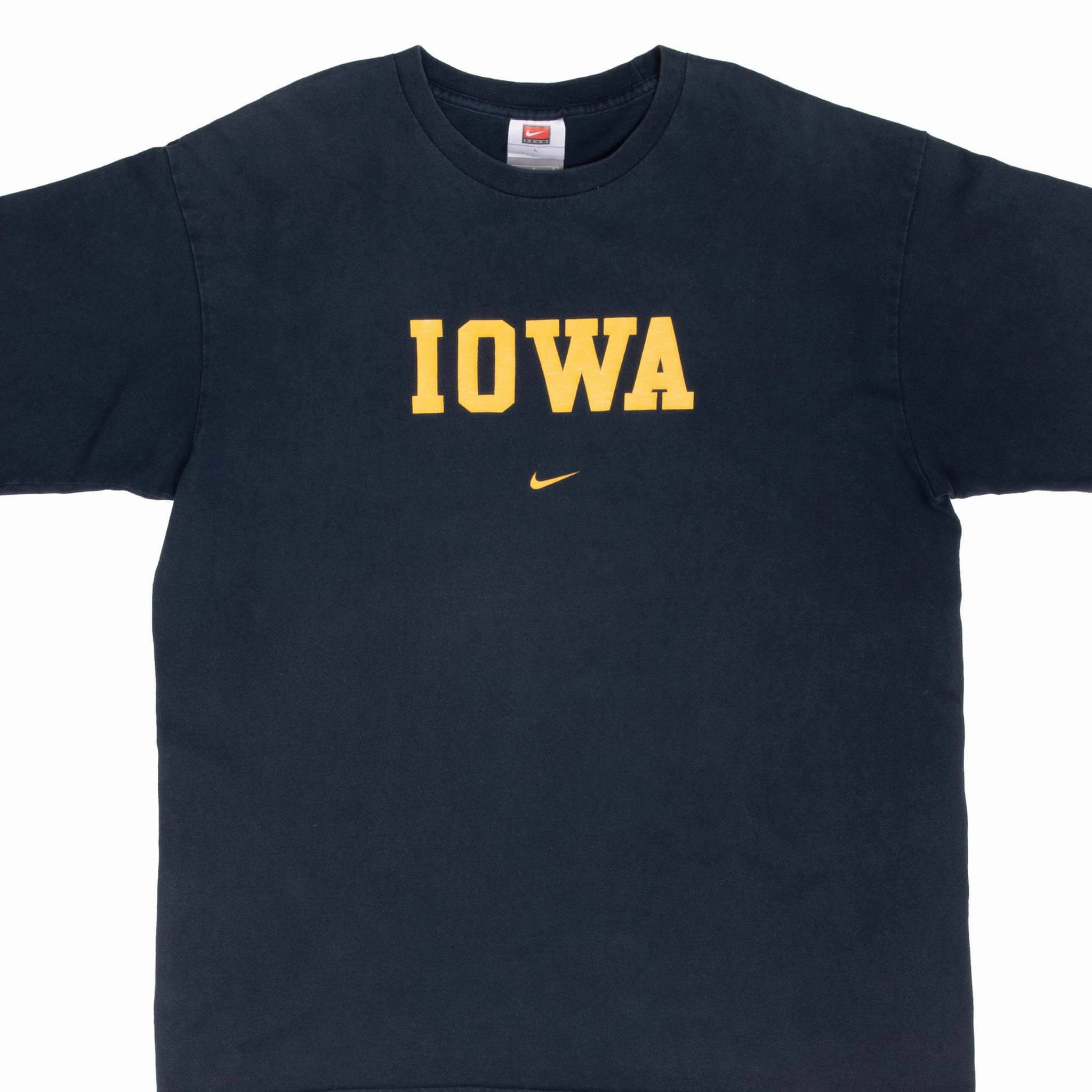 VINTAGE NIKE NCAA UNIVERSITY OF IOWA 2000S TEE SHIRT SIZE LARGE MADE IN USA Modern and Soft