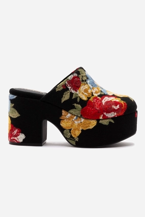 Classic Dress Shoes Cool Appeal Larroud?? x Markarian Miso Clog In Floral Embroidery Black Fabric