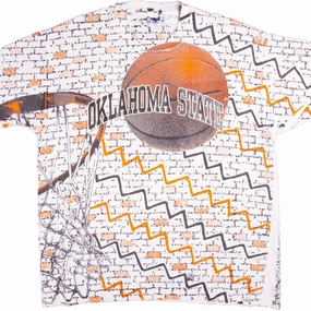 Low Impact Manufacturing Travel Light VINTAGE ALL OVER PRINT OKLAHOMA STATE BASKETBALL TEE SHIRT 1990S XL MADE USA