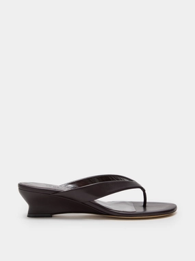 Micro Wedge Thong / Plum Leather Beach Step