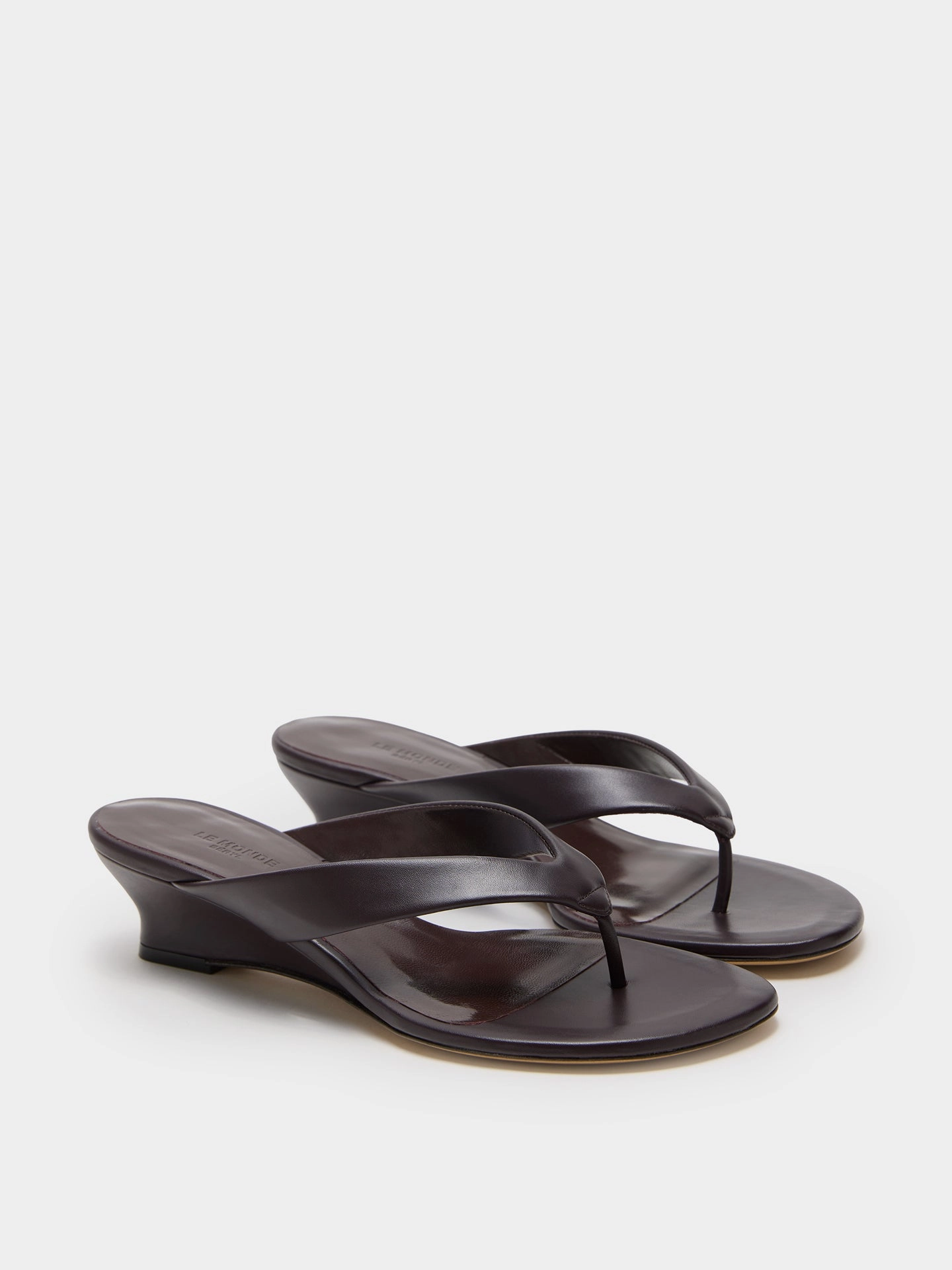 Durable Cushion Micro Wedge Thong / Plum Leather