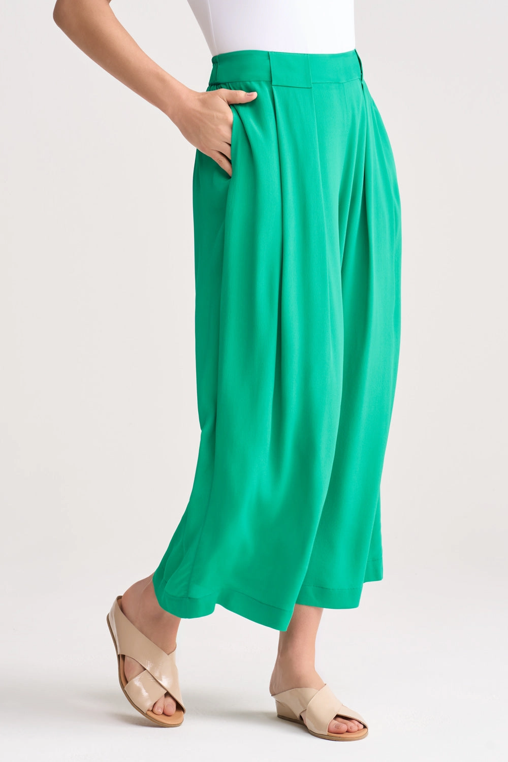 Comfort Wearable RecycledMaterial Pleated Wide Leg Pant - Kelly Green