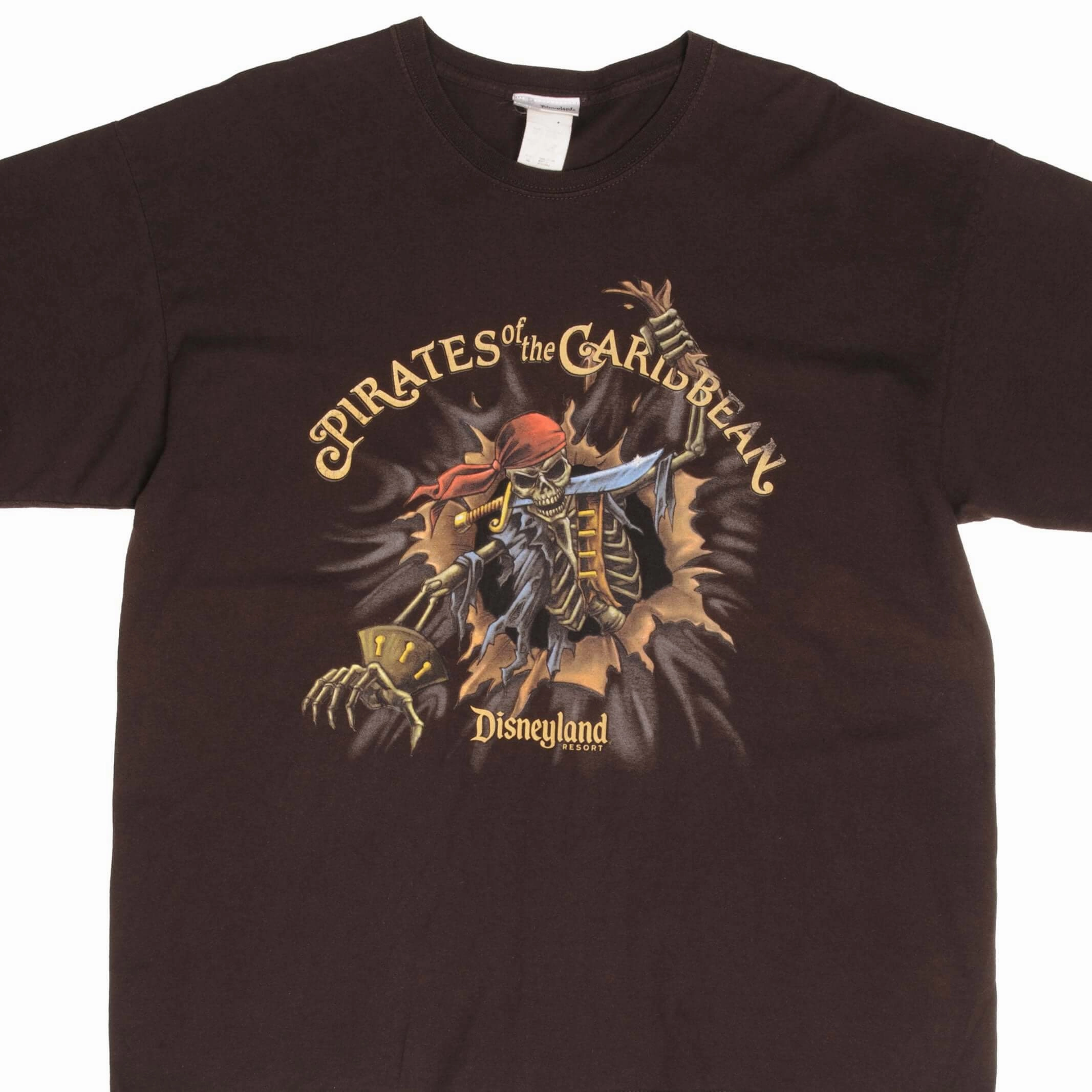 Light and Breezy VINTAGE PIRATES OF THE CARIBBEAN DISNEY TEE SHIRT 2000S SIZE XL
