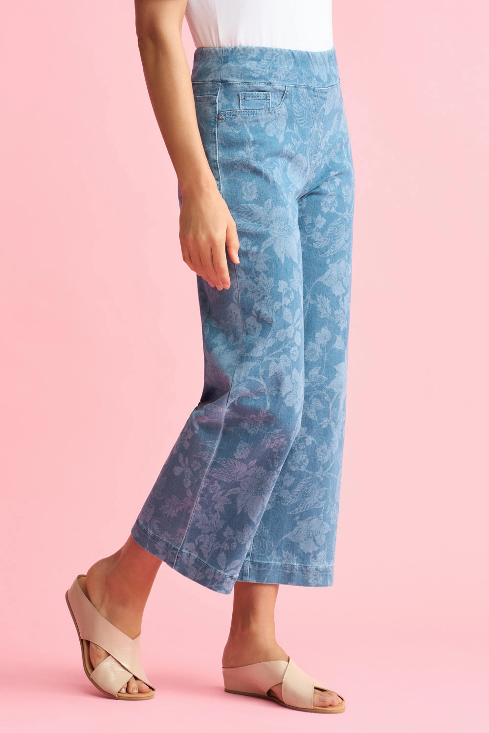 MoistureWickingFabric Bengajean? 7/8 Wide Leg - Botanic Laser Print