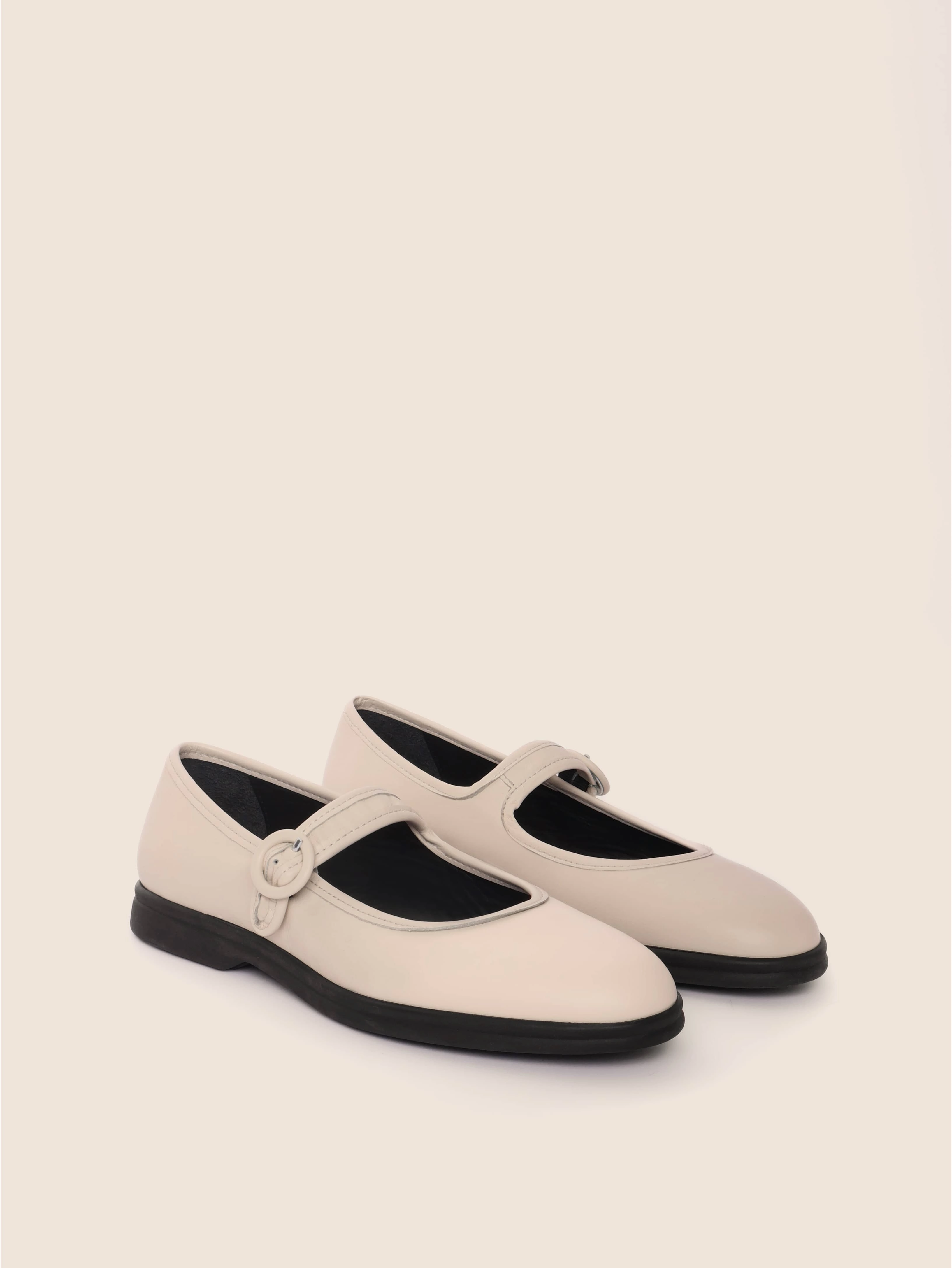 Casual Slip-ons Well crafted Orcia Cream Ballerina