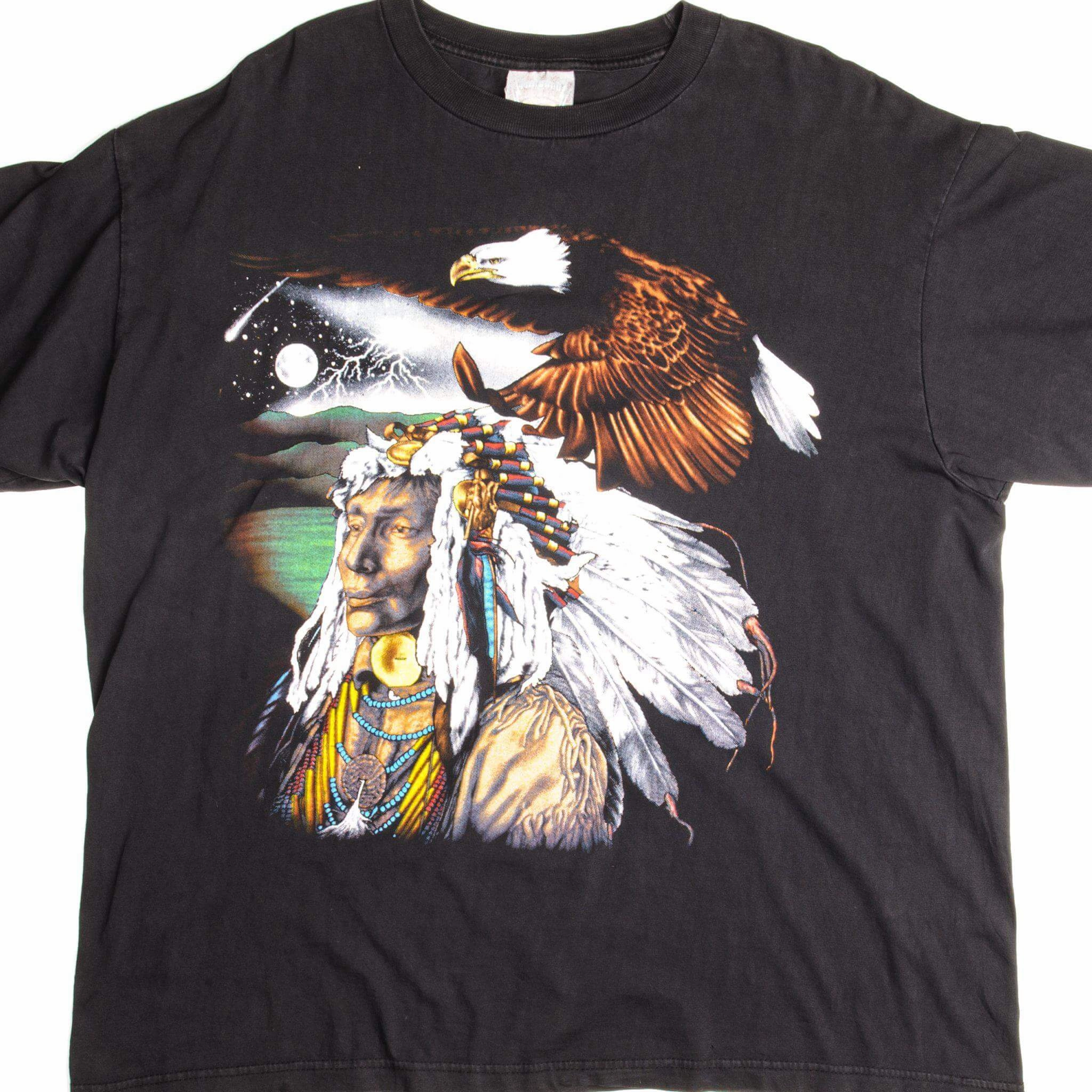 VINTAGE NATIVE AMERICAN AND BALD EAGLE TEE SHIRT SIZE XL cotton material