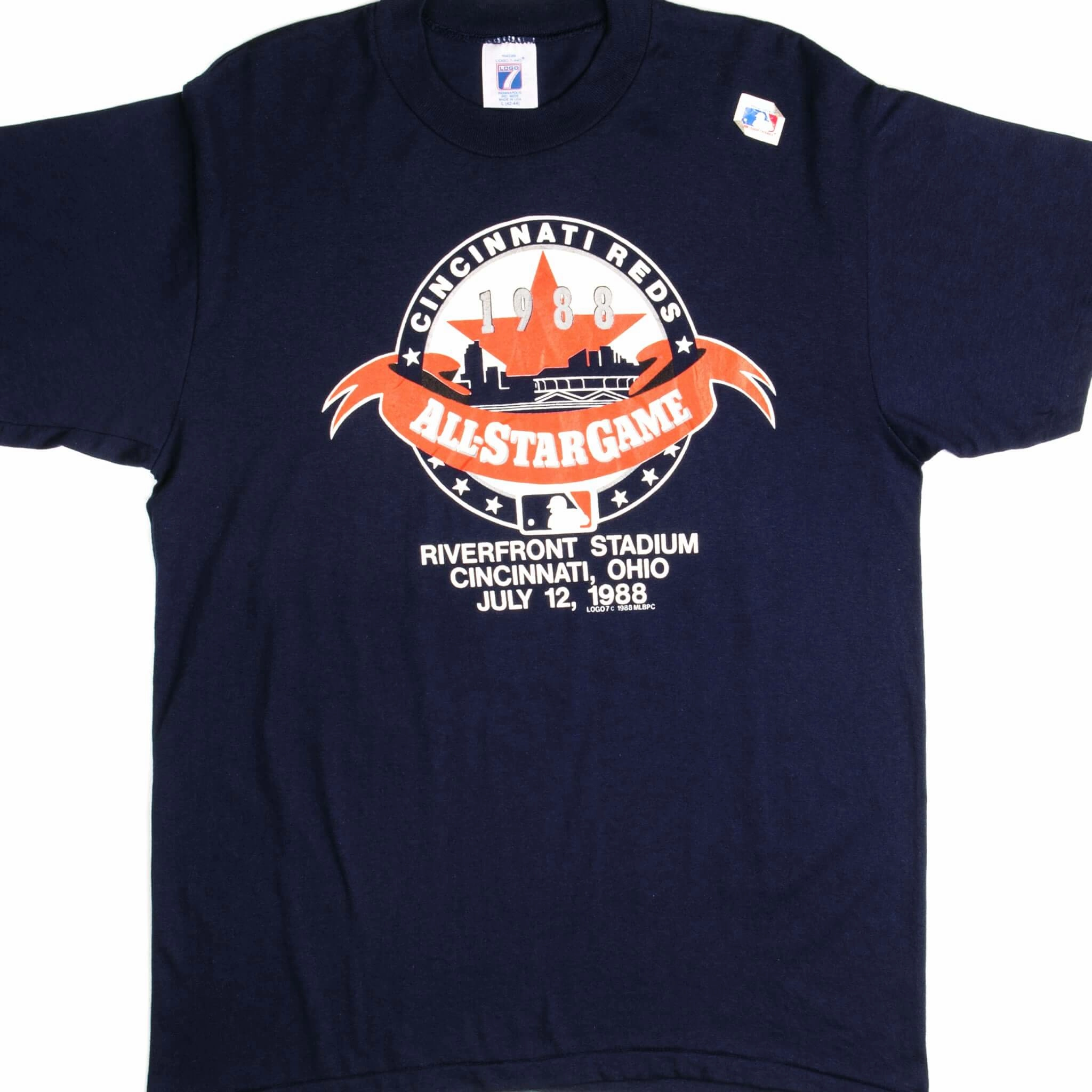 VINTAGE MLB CINCINNATI REDS TEE SHIRT 1988 SIZE MEDIUM MADE IN USA NOS Comfy Fit Wear