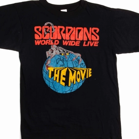 VINTAGE SCORPIONS WORLD WIDE LIVE THE MOVIE TEE SHIRT SIZE SMALL 1985 Timeless Comfort