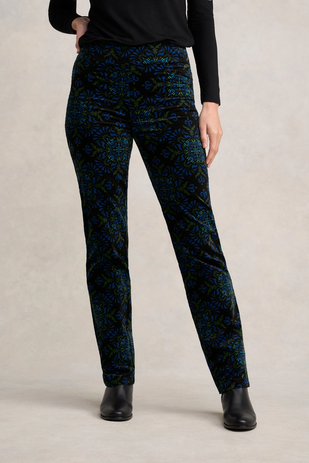 Workout-ready work mode Bengajean? Velvet Straight Leg - La Boheme Print