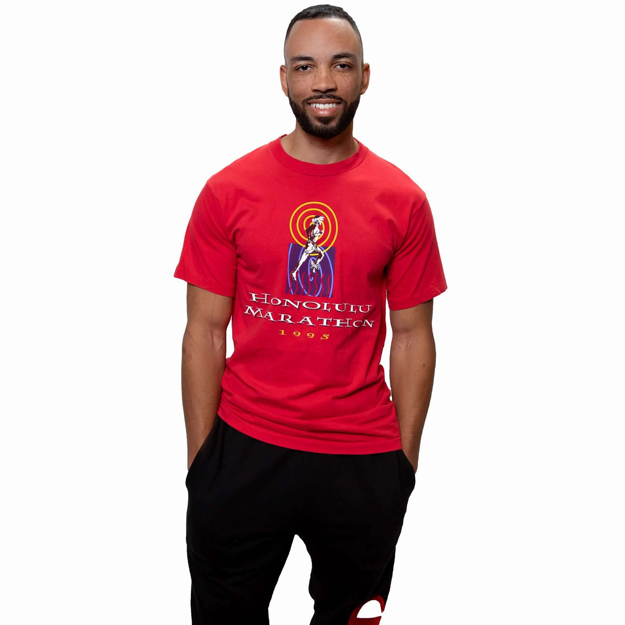 VINTAGE NIKE HONOLULU MARATHON TEE SHIRT 1995 SIZE MEDIUM MADE IN USA Long sleeved warmth