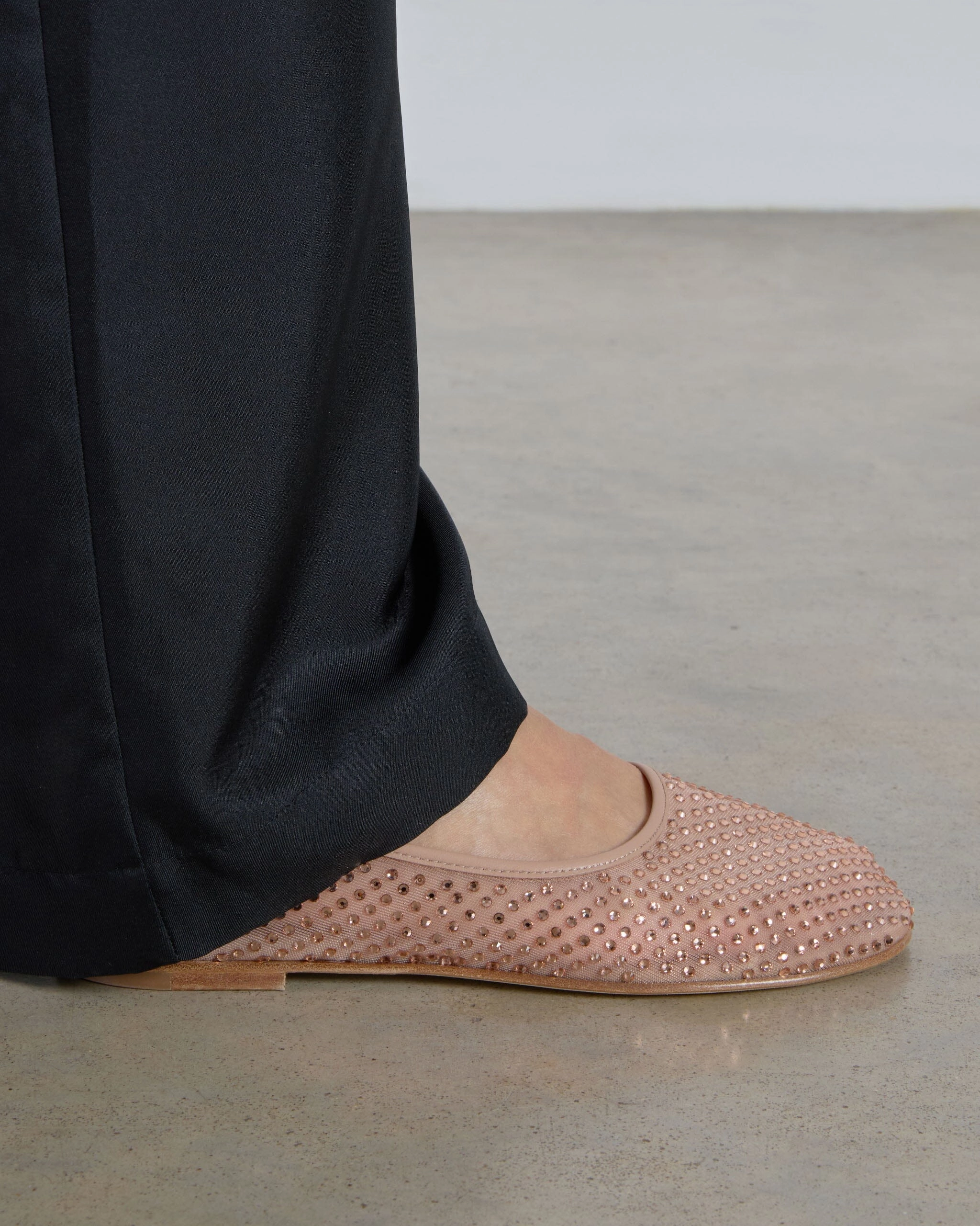 Street Calm Design Show Balla Crystals, Nude