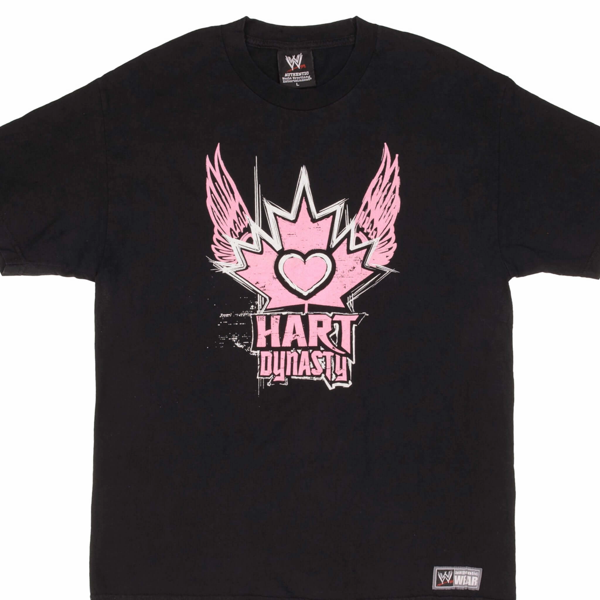 VINTAGE WWE WRESTLING THE HART DYNASTY TEE SHIRT 2008 SIZE LARGE Fit for All Seasons Perfect for Travel