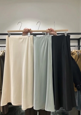 SS02 - Isabella Satin Skirt (Recommend Mint) No Ride Up denim material