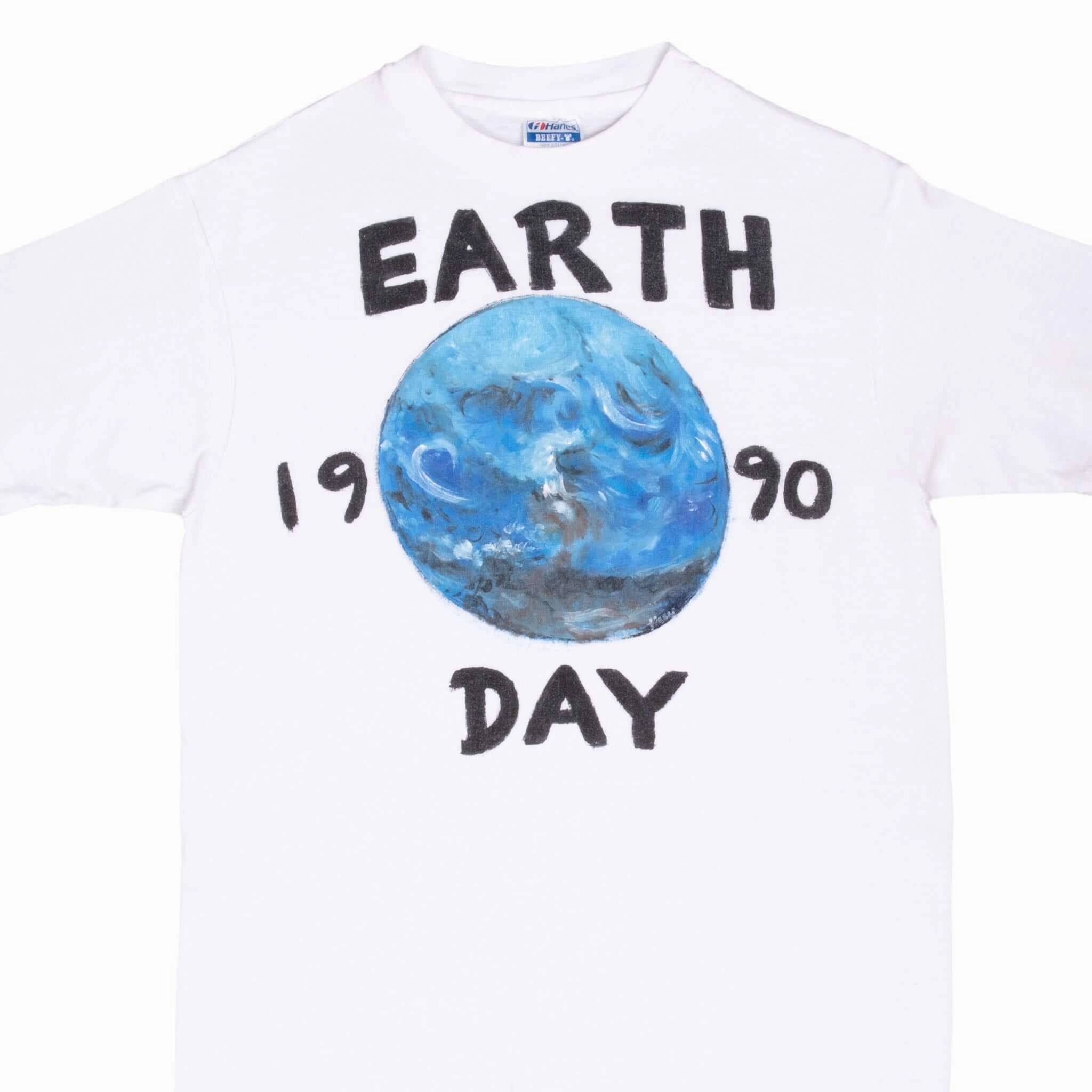Cozy and Comfortable Daily Comfort Style VINTAGE EARTH DAY 1990 HAND PAINTED TEE SHIRT MEDIUM MADE IN USA