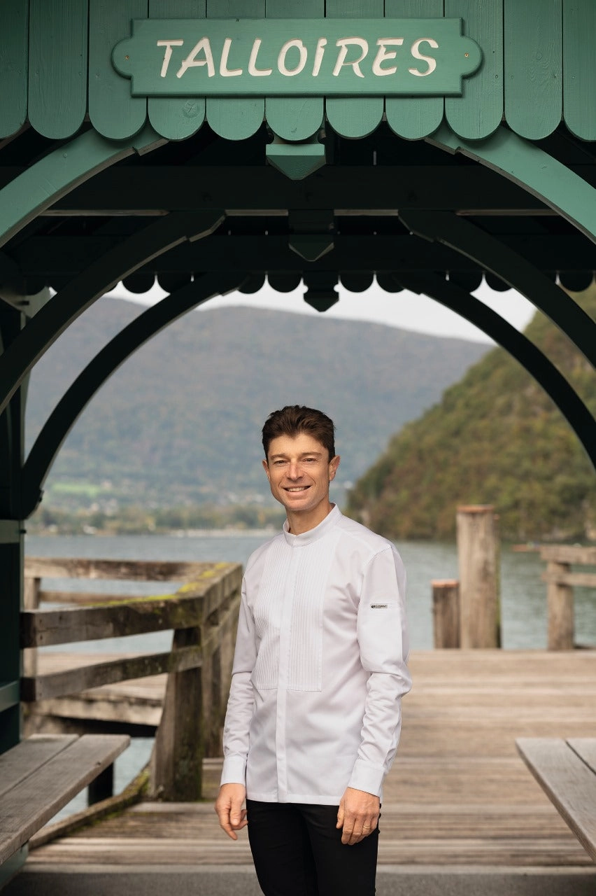 Versaille Fashionable Protection Waterproof Protection