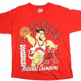 Easy Wear Look VINTAGE BASKETBALL TEAM  ARKANSAS RAZORBACKS TEE SHIRT 1994 SIZE LARGE MADE IN USA