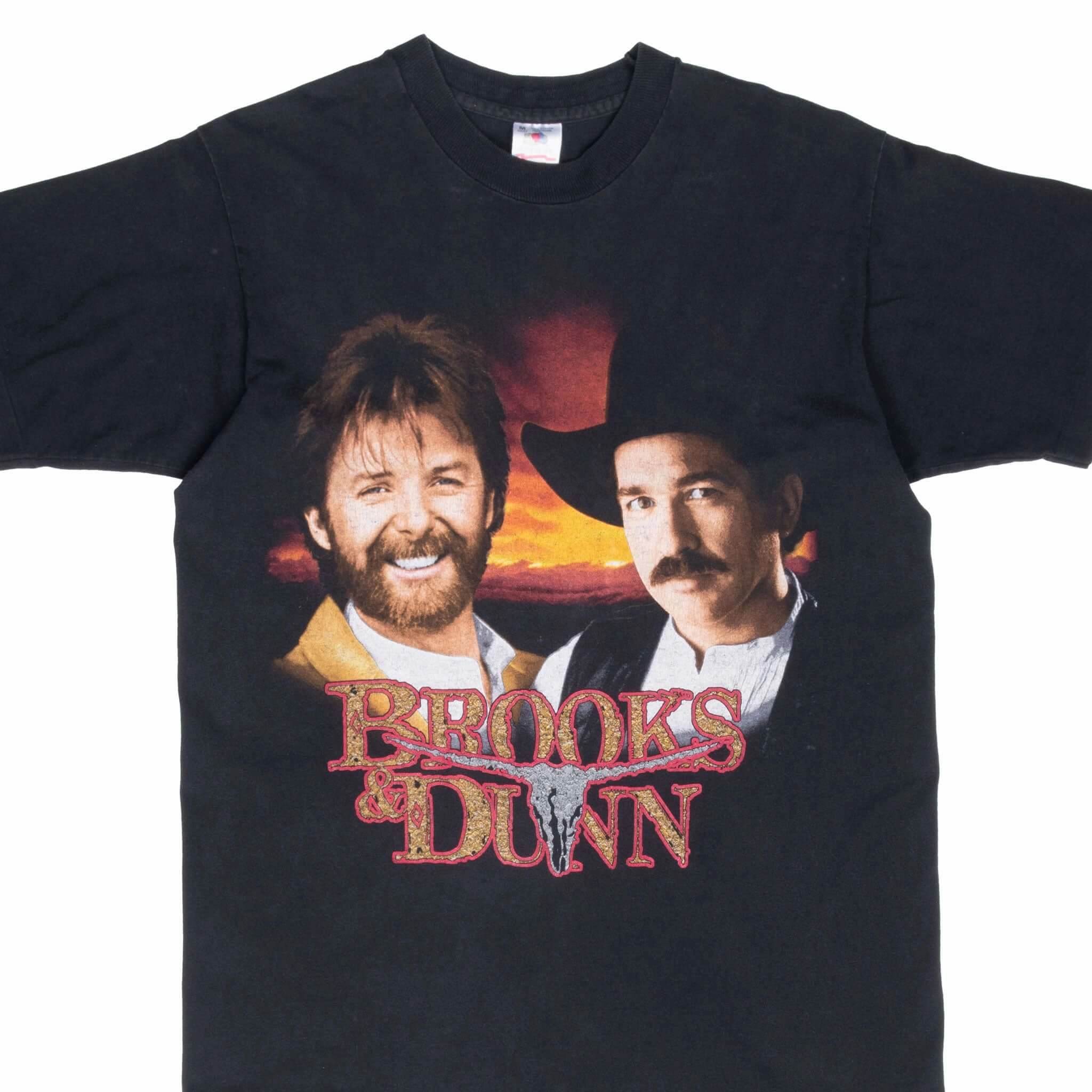 Fuzz Free Surface VINTAGE BROOKS & DUNN WAITING ON SUNDOWN TOUR 1990S TEE SHIRT MEDIUM MADE USA