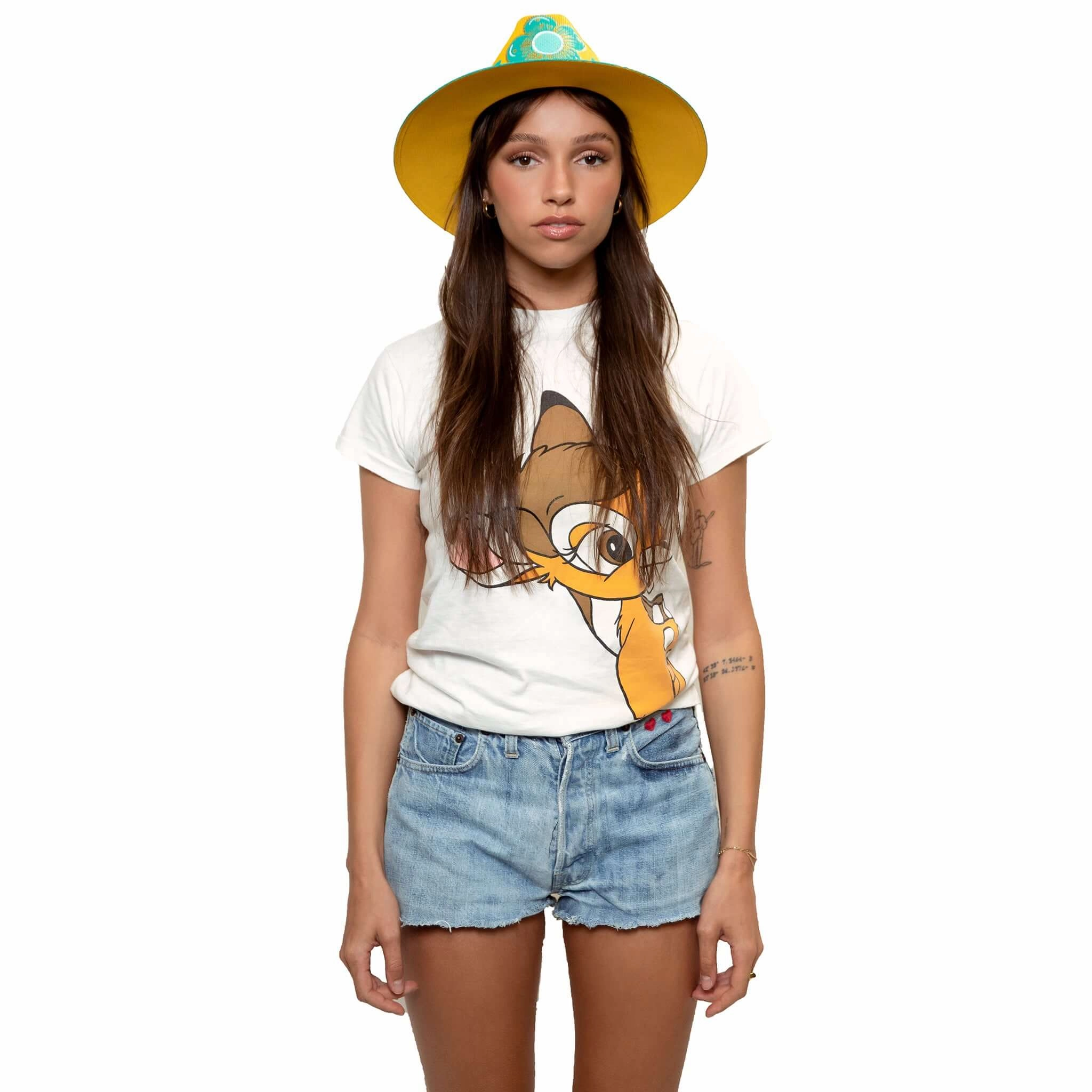 All-Day Stretch LayeredSleeveConstruction VINTAGE DISNEY BAMBI TEE SHIRT SIZE SMALL MADE IN USA