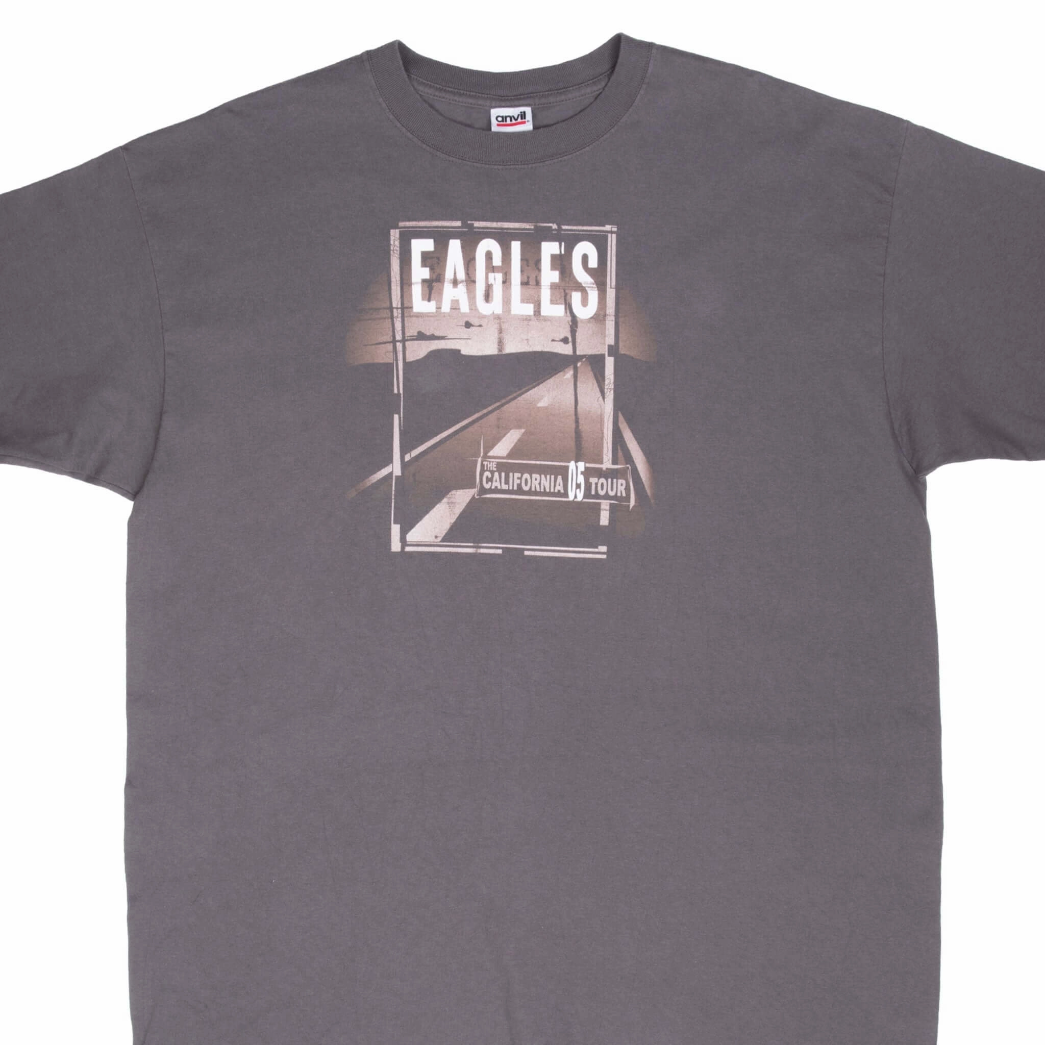 VINTAGE EAGLES CALIFORNIA TOUR 2005 TEE SHIRT 2XL Stretch Material Sleek Waist