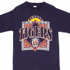 coordinate with other items VINTAGE MLB DETROIT TIGERS TEE SHIRT 1993 SIZE MEDIUM MADE IN USA