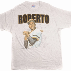 Hypoallergenic fabric Drop Shoulder Design VINTAGE MLB ROBERTO CLEMENTE TEE SHIRT SIZE XL MADE IN USA