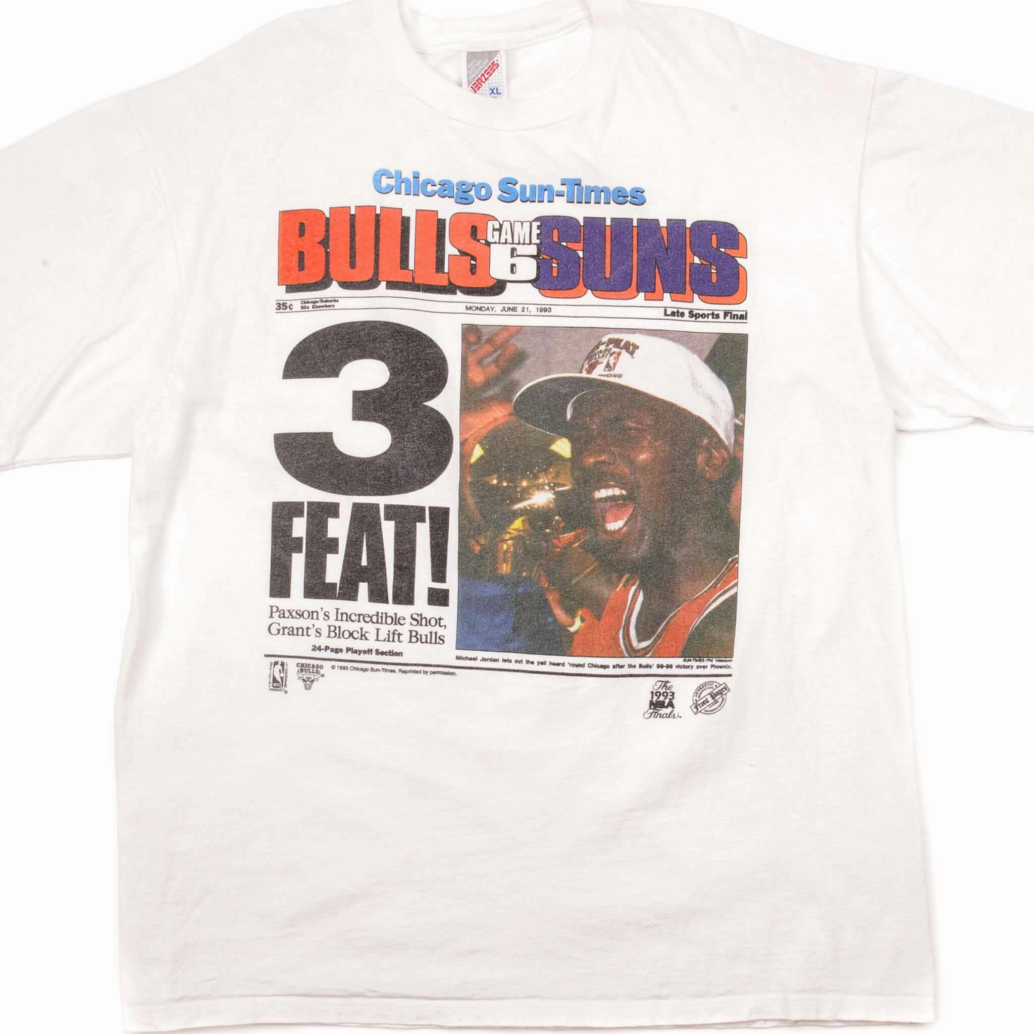 Garment Dyed Finish teenagers' VINTAGE NBA CHICAGO BULLS VS SUNS TEE SHIRT 90'S SIZE LARGE MADE IN USA